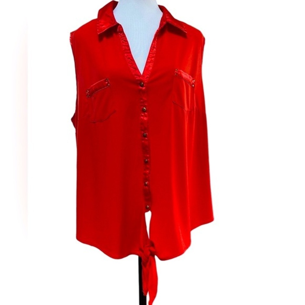 Roz & Ali Sleeveless Red Button-Down Women's Top with Gold buttons - Size 2X
